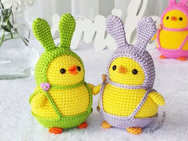 Low Sew Crochet Pattern | Easter Chubby Chick Amigurumi in Bunny Hat