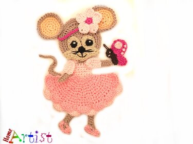 Mouse Girl crochet pattern applique