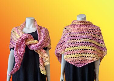 Zwei Mannequins mit gehäkeltem Dreieckstuch in Pink, Gelb und Orange, einmal geknotet, einmal als Überwurf
