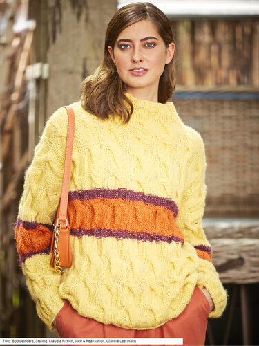 Pullover mit Zopfmuster und Streifen in Gelb, Mandarin, Weinrot und Erika