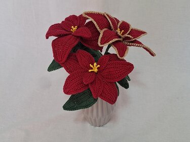 Poinsettia 2.0 - Pattern - Crochet