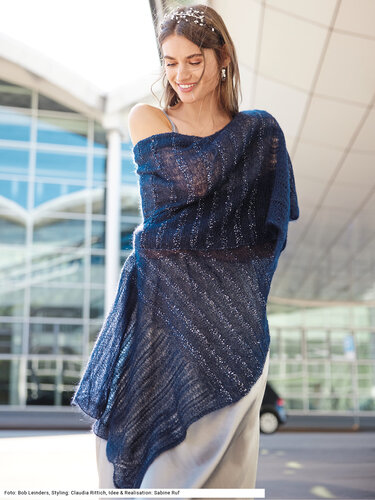 Tuch mit Ajourmuster in Dunkelblau - Stricken