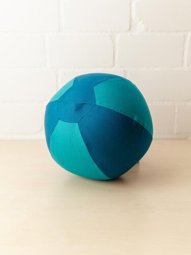 Balloon Cover Sewing Pattern – Reusable Soft Fabric Ball for Indoor & Outdo