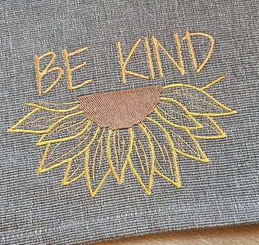 Stickdatei - Be Kind - Sonnenblume - Frühling - Spruch - 2 Größen - Sticken