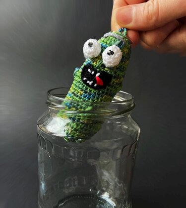 Funny Pickle Cucumber Amigurumi Crochet Pattern Keychain
