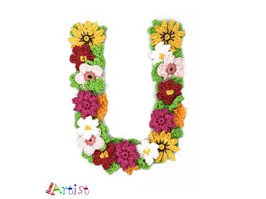 Floral Letter U crochet pattern applique
