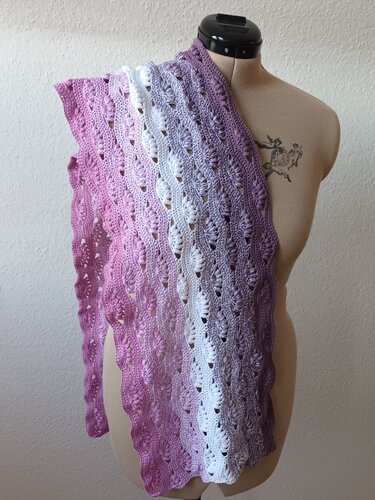 Häkelanleitung für die Stola/den Schal "Waves"