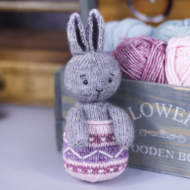 Easter bunny Lala - Knitting