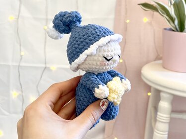 Häkelanleitung Schlaf-Gut Puppe "Bobi"