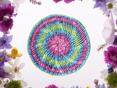 Einfache Anleitung für ein rundes Zierdeckchen: Strickmuster Yae - Stricken