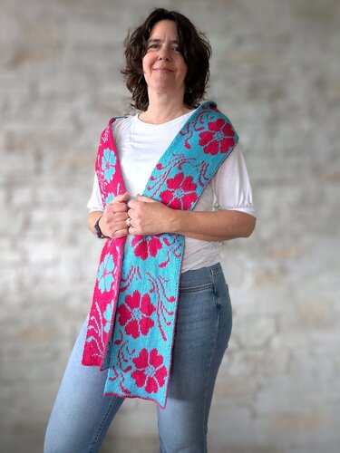Summer scarf Blossom Magic - Double knitting pattern