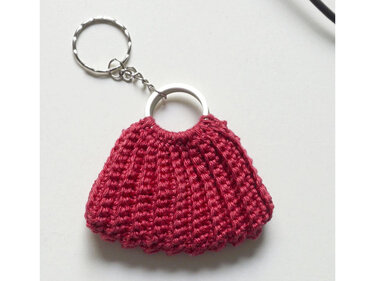 Crochet Pattern For The Keychain "Bag"