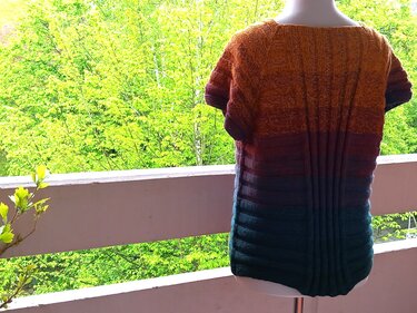 Ripp'n'Break - Kurzarmpulli aus einem Farbverlaufsbobbel - Stricken