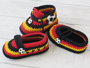 Häkelanleitung, Fan-Schuhe für Babys, verschiedene Varianten und in 4 Größen