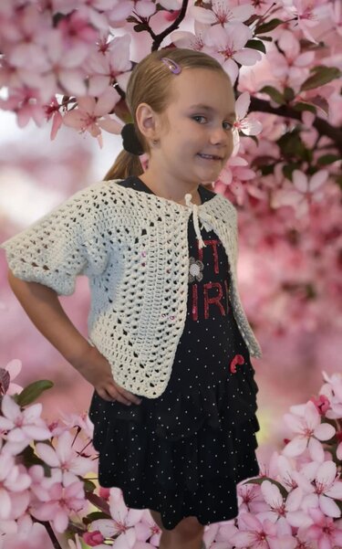 Jacke aus 2 6-Ecken Größe leicht anzupassen