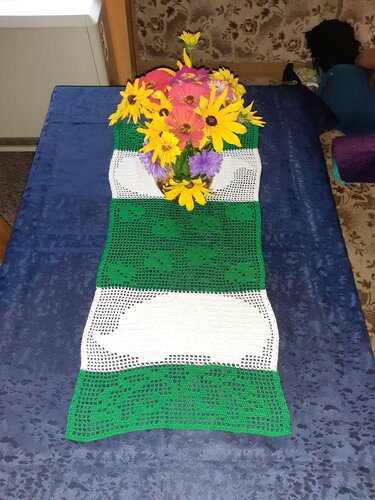 Tischläufer Herbst "Igel im Blätterlaub" häkeln