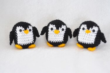 Crochet Pattern Penguins on Ice Floe *easy*