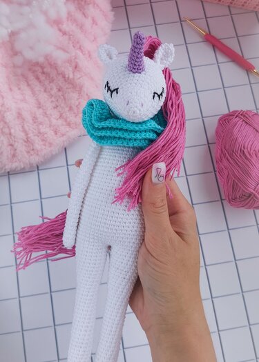 Amigurumi crochet pattern Molly the unicorn