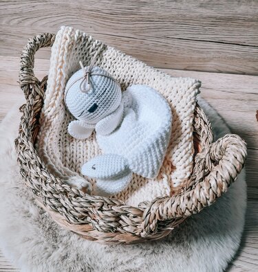English pattern "Seal - Lovey", Baby blanket, Baby Lovey - Crochet