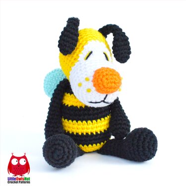 300 Crochet Pattern - Buffy The Bee