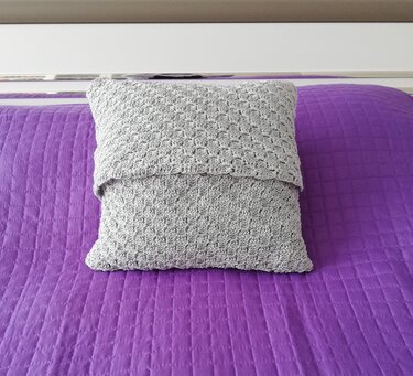 Anleitung Kissen Kater Silvestro - Häkeln