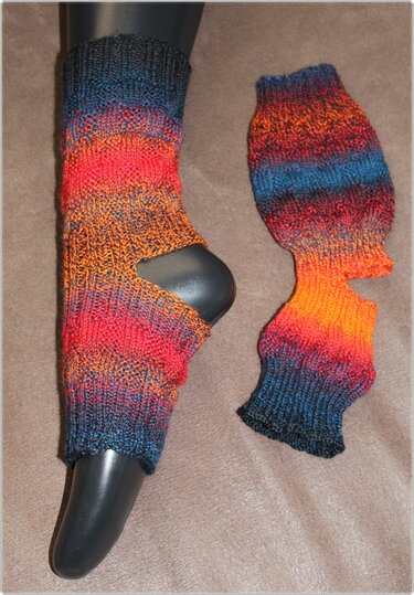 Yogasocke/Tanzsocke - Vulcano - Stricken