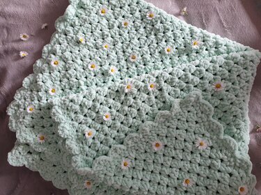 Häkelanleitung Babydecke im Granny Style!