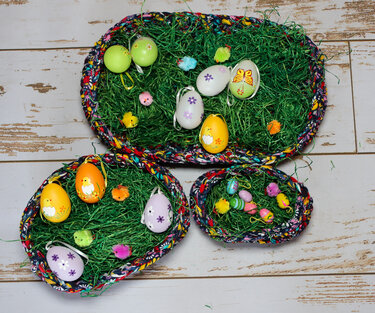 Easter baskets round and oval crochet pattern