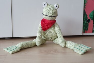 Frosch LUIS - Stricken