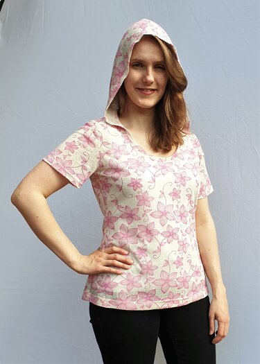 Kyra Fitted Women’s Hooded Shirt – Long or Short Sleeves EU 34–50 / US 4–20 - Sewing