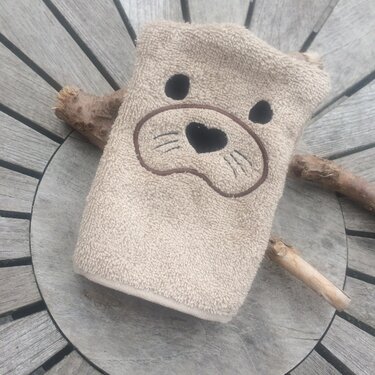 Otter-Waschhandschuh Stickdatei ITH 13x18 - Sticken