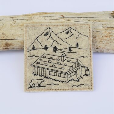 Stickdatei Berge Alm Untersetzer 10x10cm - Sticken