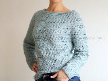 Häkelpullover Damen mint mit Ajourreihen, Bündchen und weitem Rundhalsausschnitt