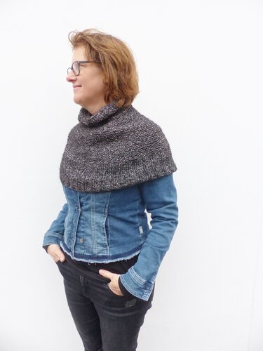 Strickanleitung für einen Schulterwärmer mit Pailetten!