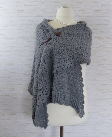 "Eisdrache" gehäkelter Drachenschwanz / Schal - Häkeln