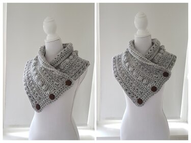 Crochet pattern cowl