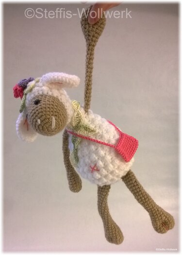 Kantenhocker/Schlenkertier Schaf "Ella" - Häkeln