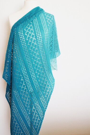 Leonora Wrap - Full reversible - Knitting