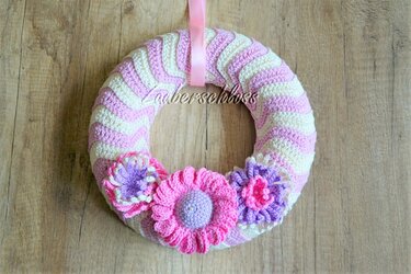 Häkelanleitung Türkranz Chevron mit 2 Blüten