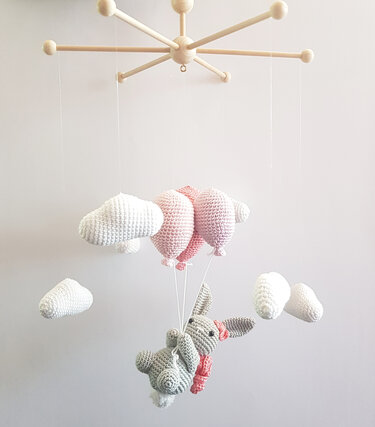 Häkelanleitung Babymobile "Dream" mit Hase, Ballons und Wolken