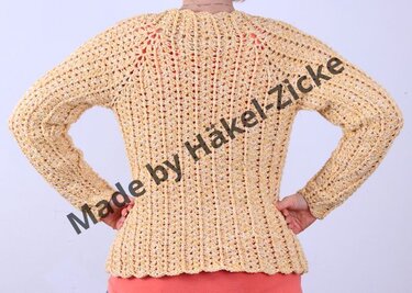 Kuscheliger Bolero Eiskönigin, Raglan, RVO mit Muschel- und Relief-Muster - Häkeln