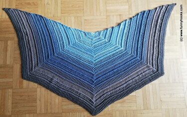winter day - pentagonal shawl - Crochet