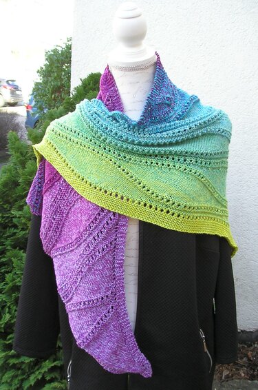 Strickanleitung Dreieckstuch "Night & Day"