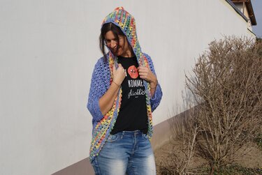 Weste / Seelenwärmer / Shrug mit Kapuze WOODSTOCK (für alle Größen) - Häkeln