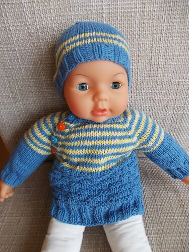 Schlüttli RVO und Mütze für Puppen 40-50 cm - Stricken