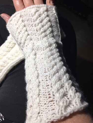 Anleitung Handstulpen White - Stricken