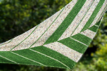 Knitting Pattern Shawl "Harlequin"