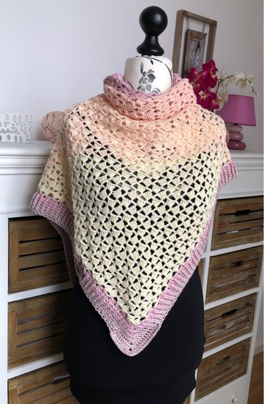 Häkelanleitung Dreieckstuch "Frühlingstanz"