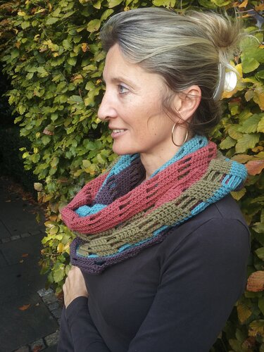 Infinity scarf JOLITA crochet pattern