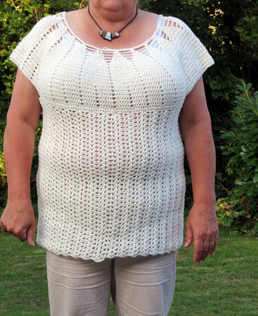 Häkeltunika "Lisa" mit Rundpasse und schönem Lochmuster für Gr.46/48 und 54/56 - Häkeln